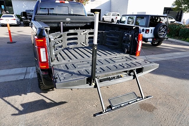 Used 2021 Blue Ford Platinum image 14