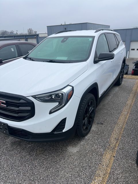 2020 GMC Terrain SLE's photo