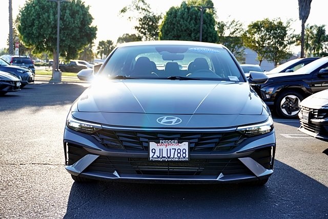2024 Hyundai Elantra SEL photo 4