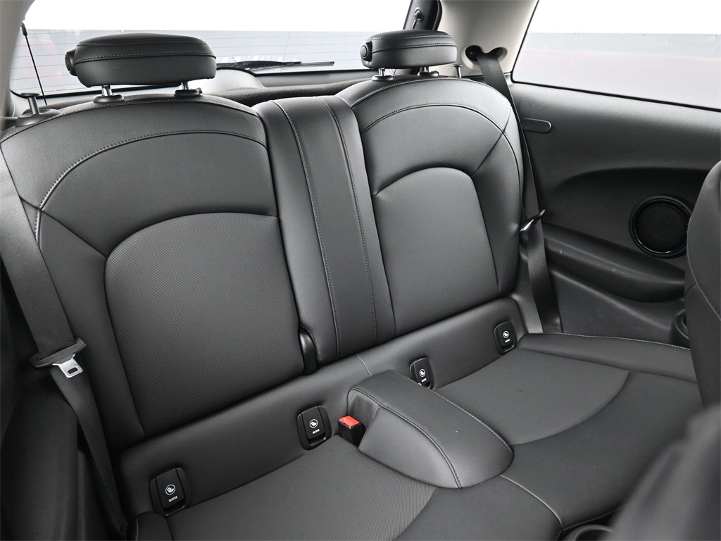 2023 Mini Cooper 2 Door Hardtop S photo 11