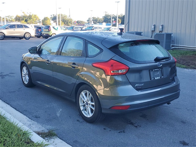 2016 Ford Focus SE photo 4