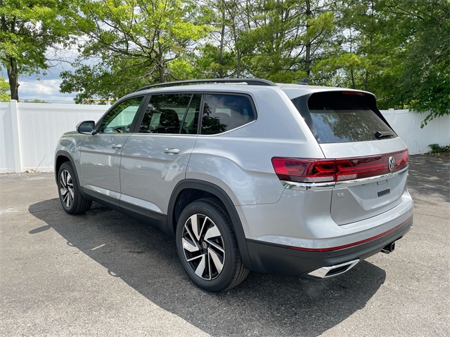 2025 Volkswagen Atlas SE Technology photo 26