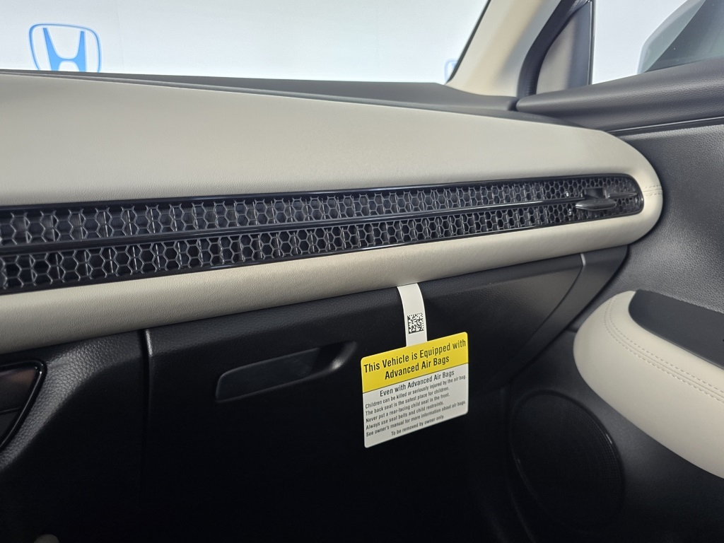 2026 Honda HR-V LX photo 34