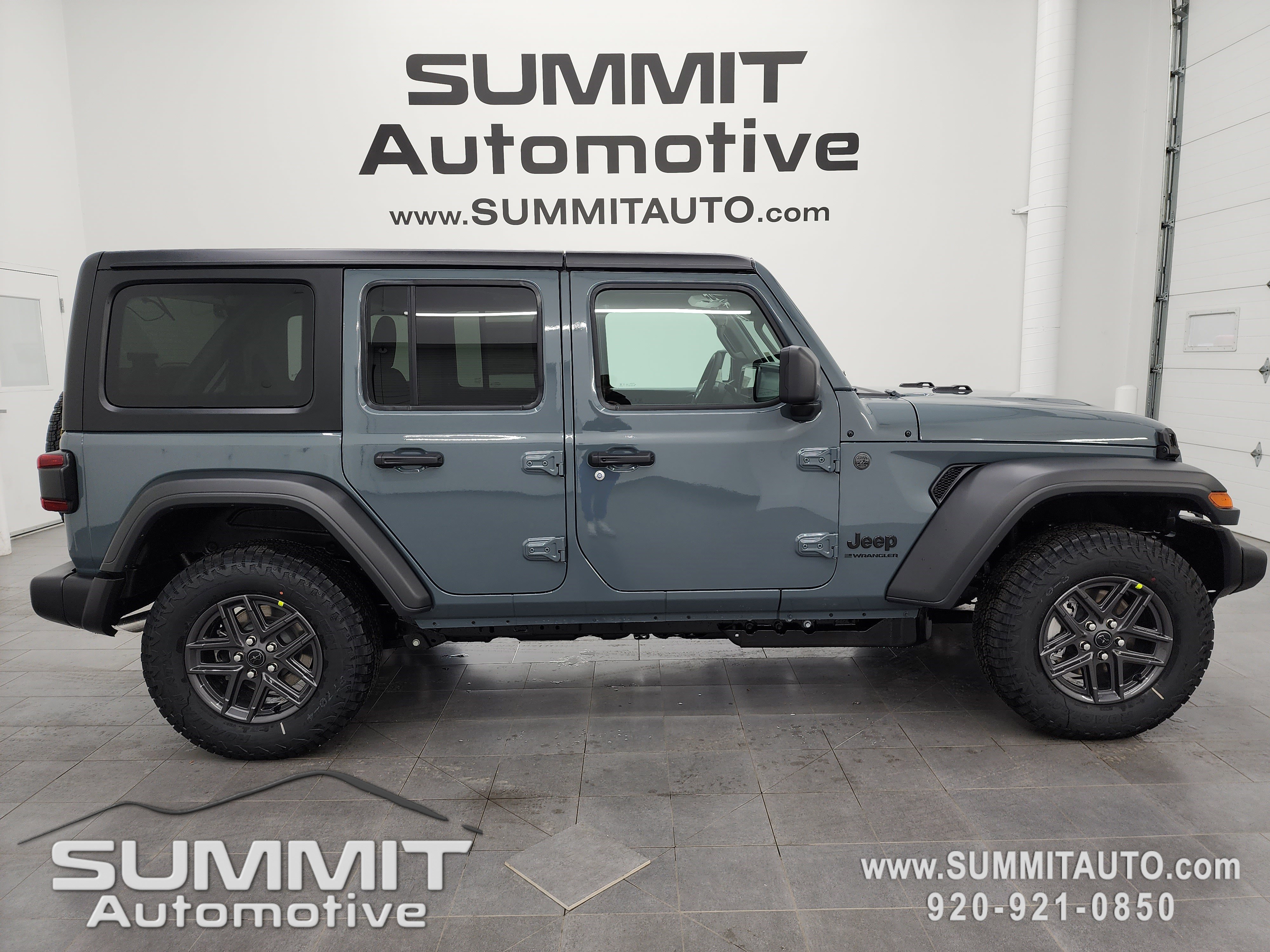 2026 Jeep Wrangler 4-Door Sport S's photo