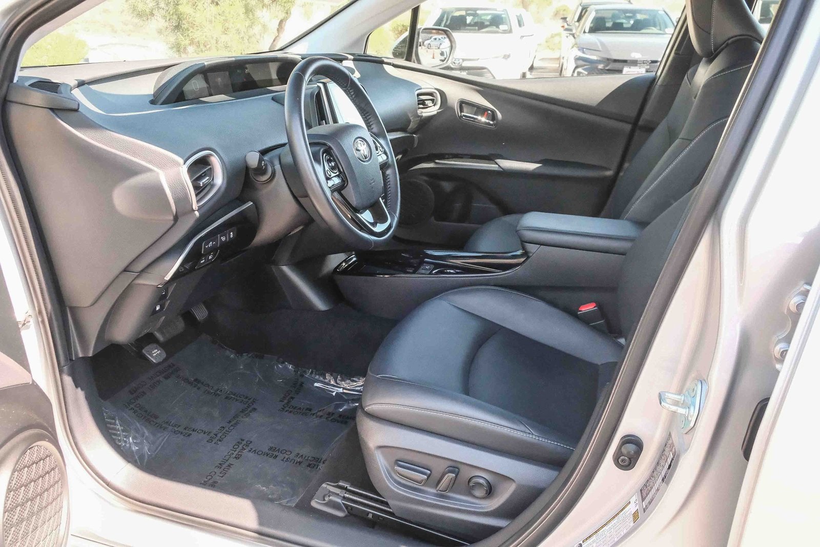 2022 Toyota Prius Prime Limited photo 16