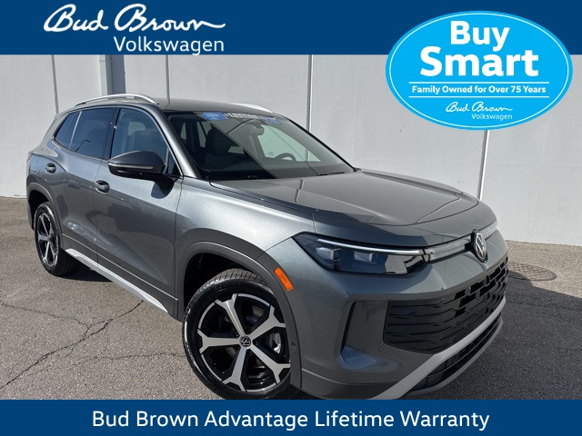 2026 Volkswagen Tiguan SE's photo