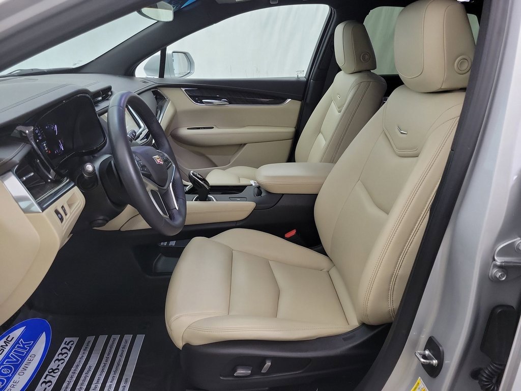 2017 Cadillac XT5 Base photo 8