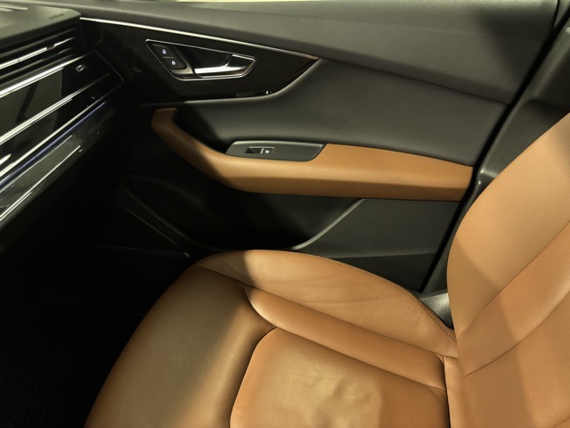 2022 Audi Q7 55 Premium Plus photo 13