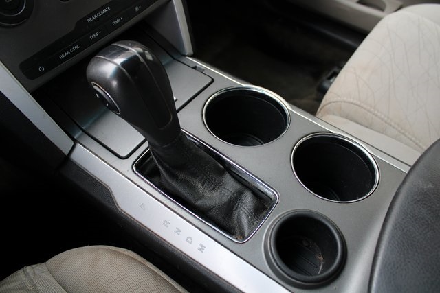 2013 Ford Explorer Base photo 9