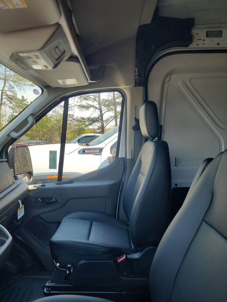 2025 Ford Transit Cargo Van photo 2