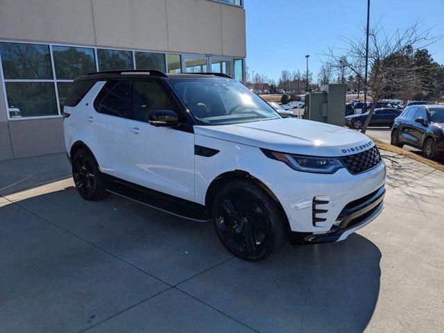 2025 Land Rover Discovery SE photo 3