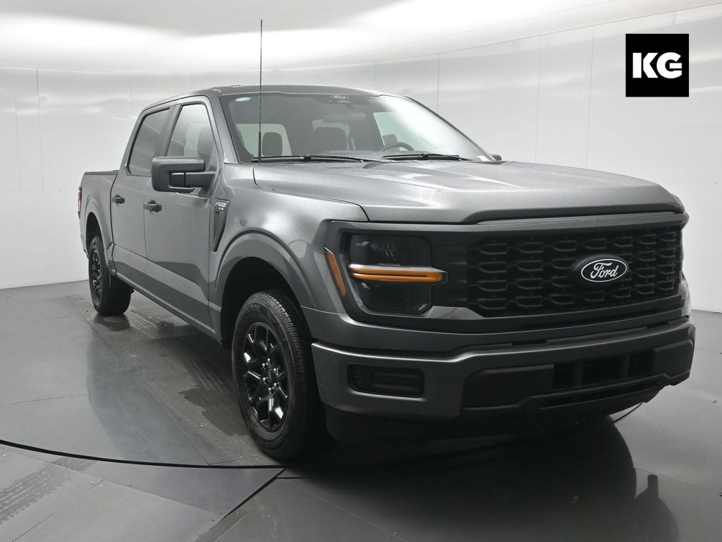 2025 Ford F-150 STX's photo