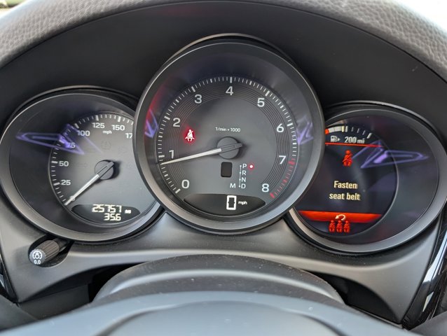 2023 Porsche Macan T photo 20
