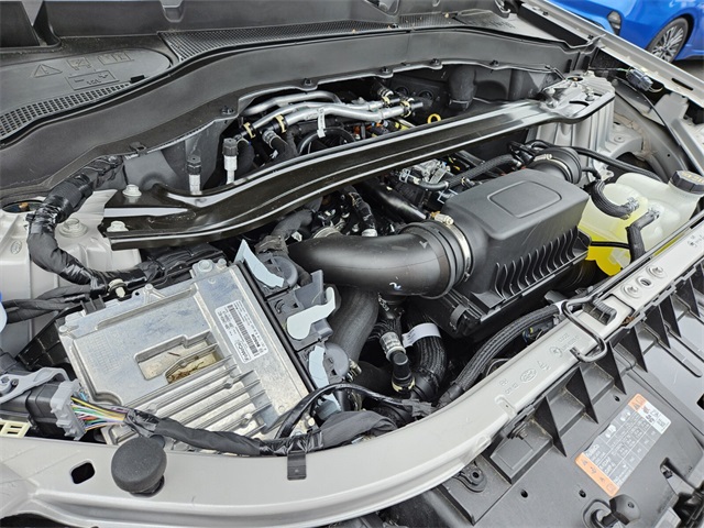 2024 Ford Explorer ST photo 17