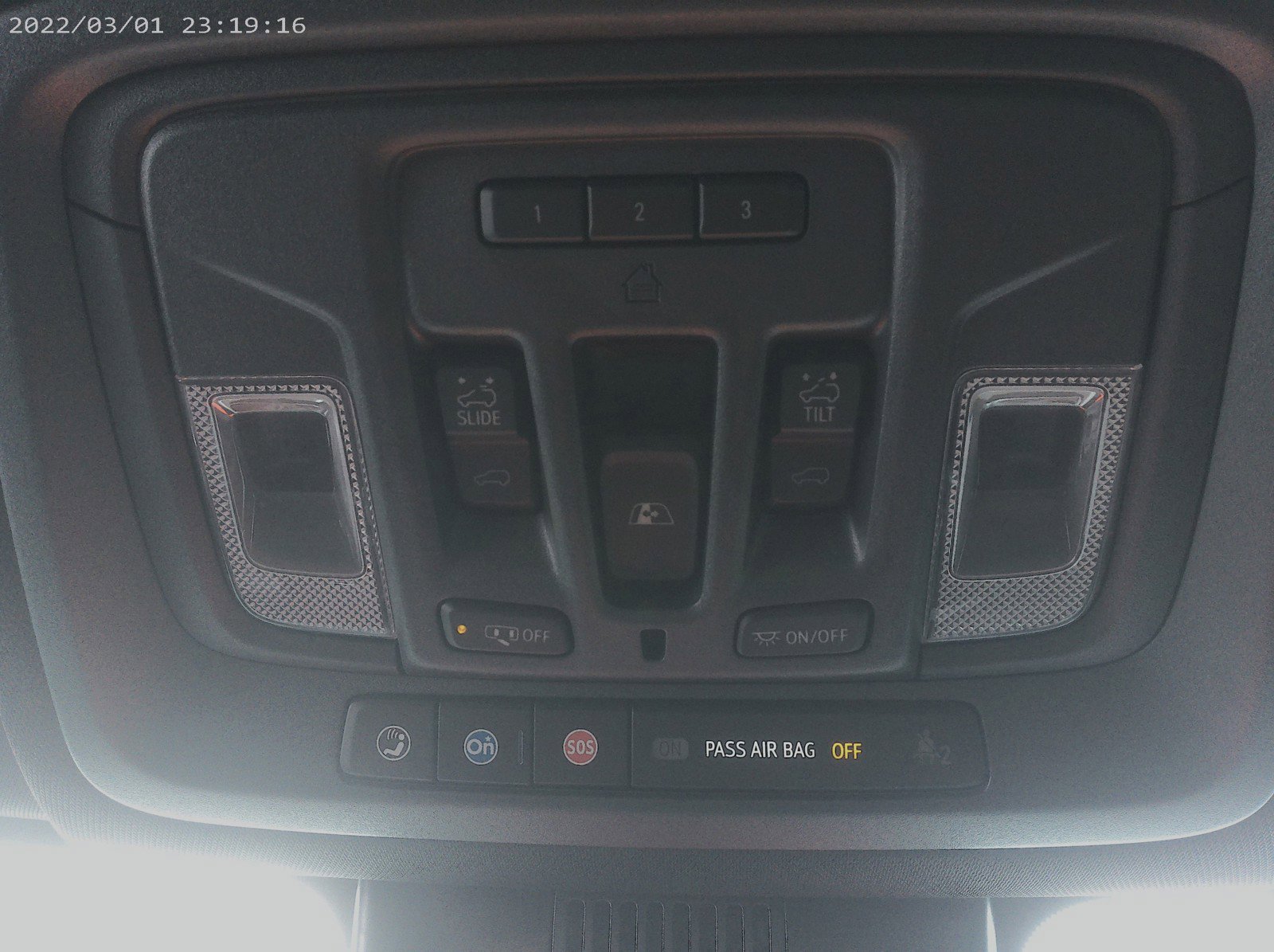 2025 Chevrolet Silverado 3500HD High Country photo 27