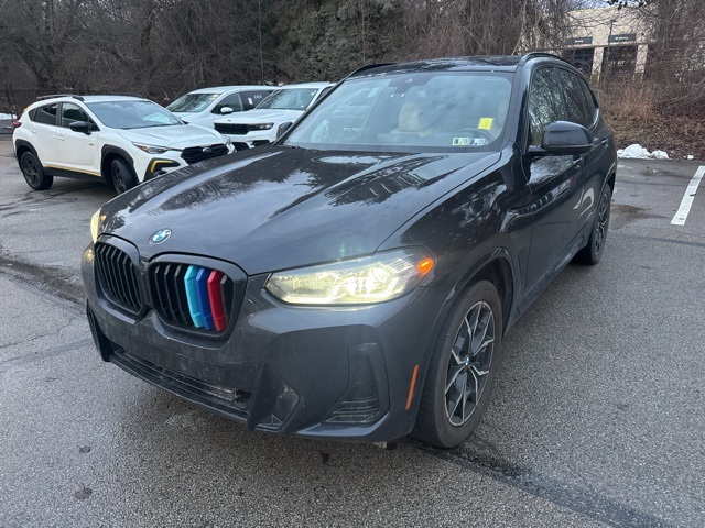 2023 BMW X3 30i's photo