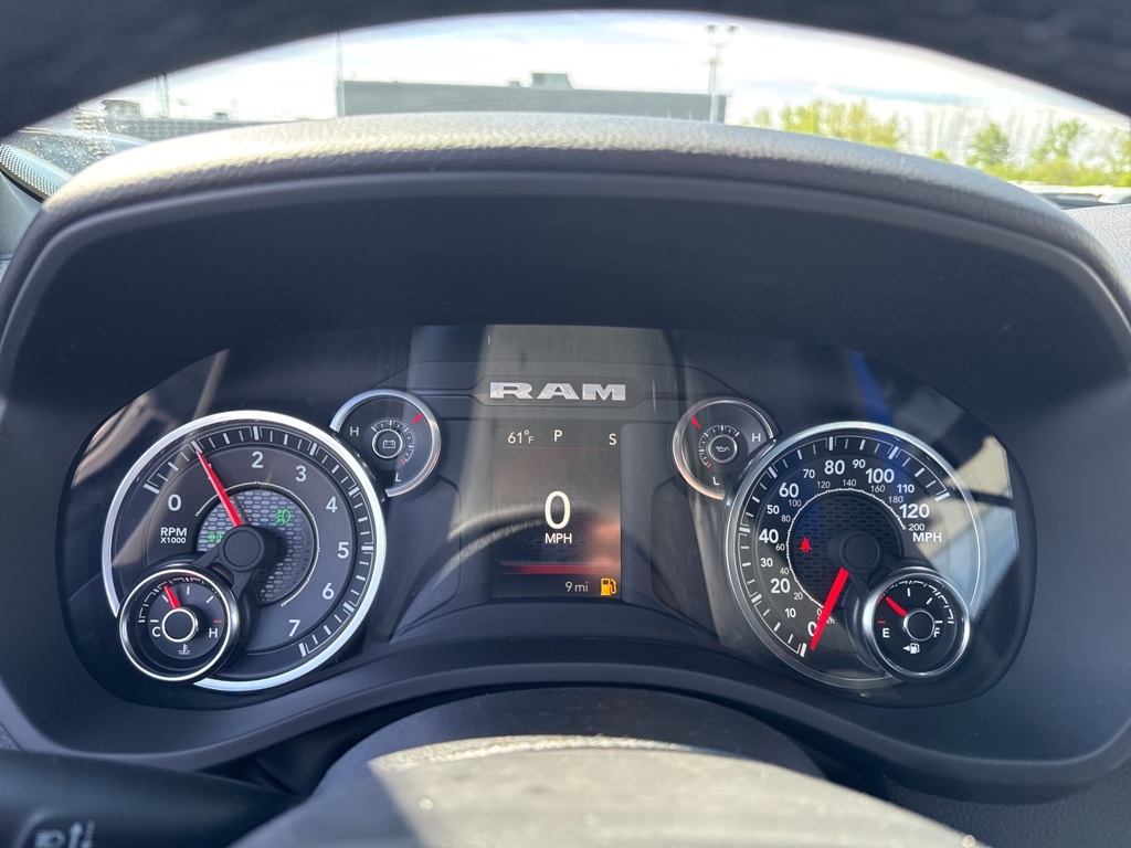 2025 Ram 1500 Big Horn Lone Star photo 3