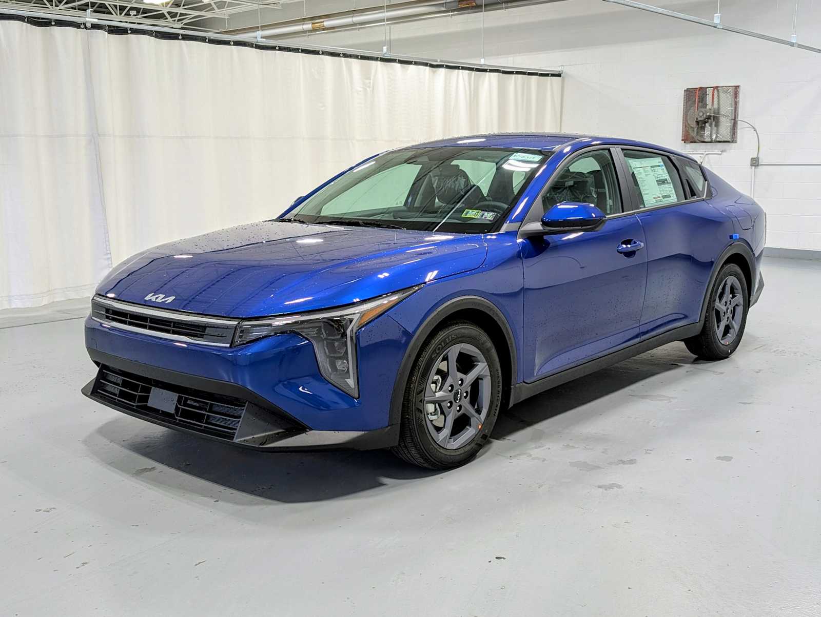 2025 Kia K4 LXS's photo