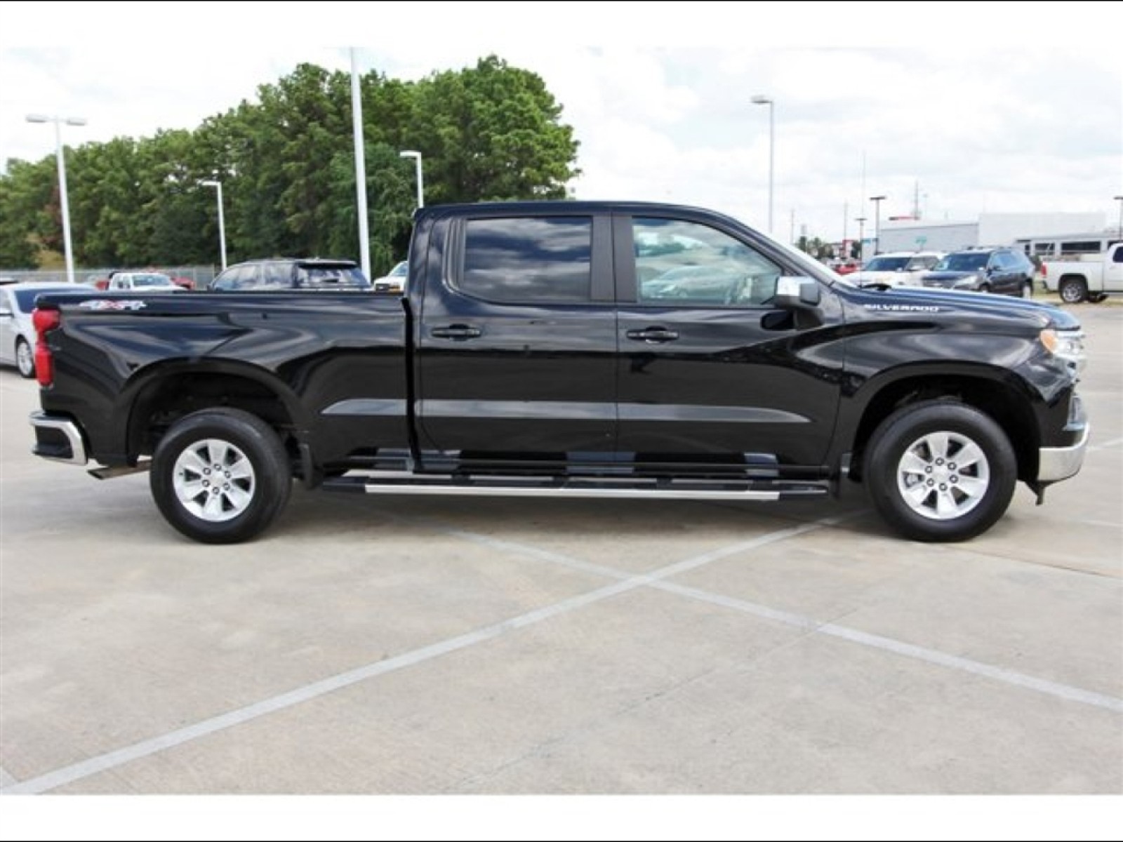 2024 Chevrolet Silverado 1500 LT - 6