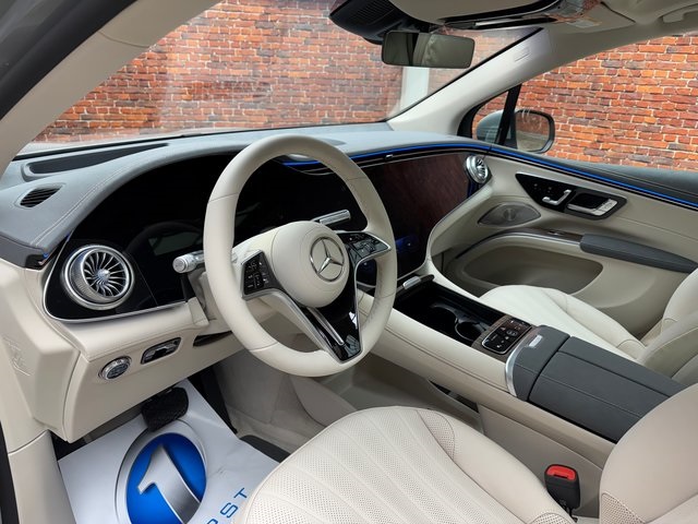 2026 Mercedes Benz EQS SUV 450 4MATIC photo 11