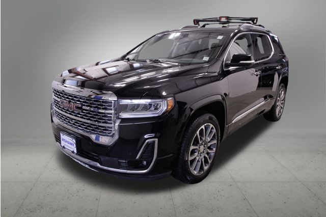 2022 GMC Acadia Denali's photo