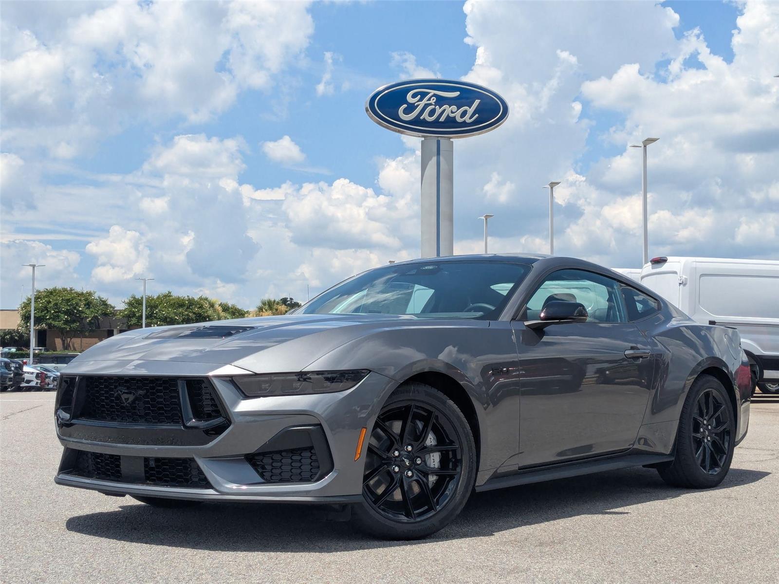 2025 Ford Mustang GT Premium's photo