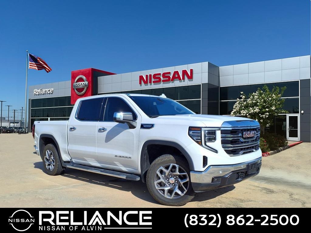 2023 GMC Sierra 1500 SLT's photo