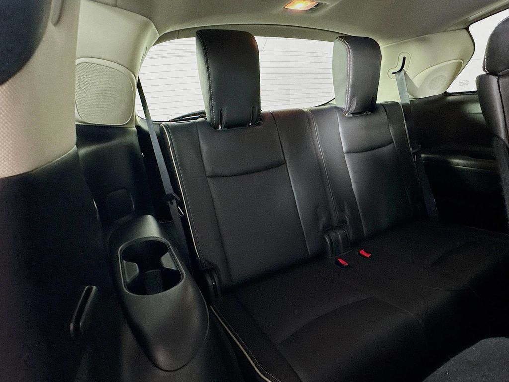 2018 Infiniti QX60 Premium photo 33
