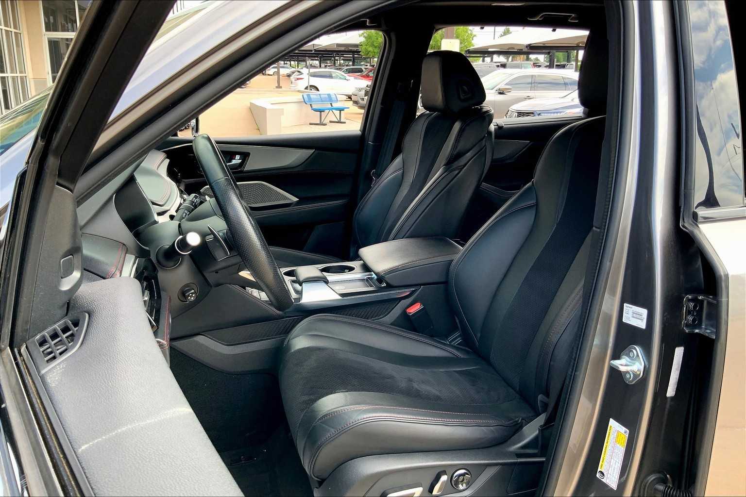 2022 Acura MDX SH-AWD A-Spec photo 7