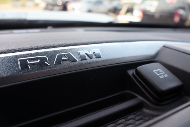 2024 Ram 3500 Laramie photo 24