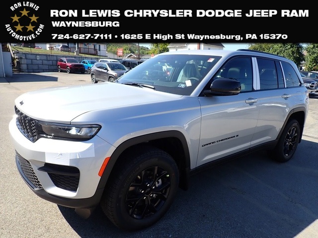 2025 Jeep Grand Cherokee Altitude's photo