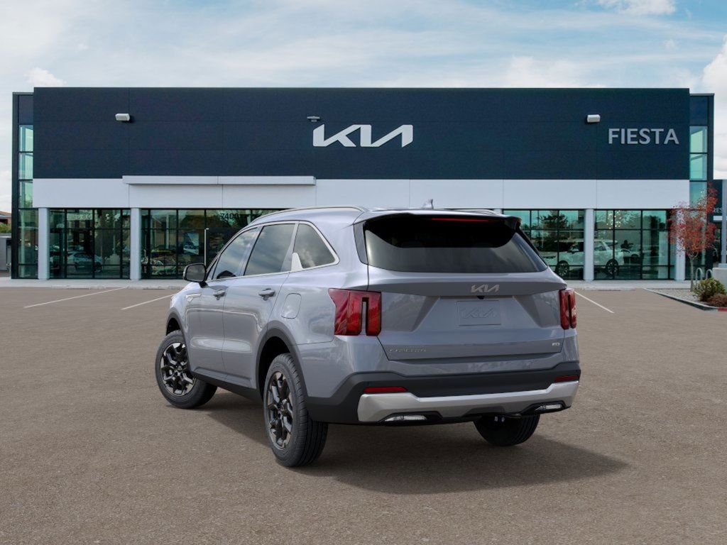 2025 Kia Sorento S photo 3