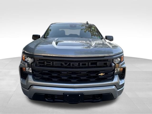 2024 Chevrolet Silverado 1500 Custom photo 9