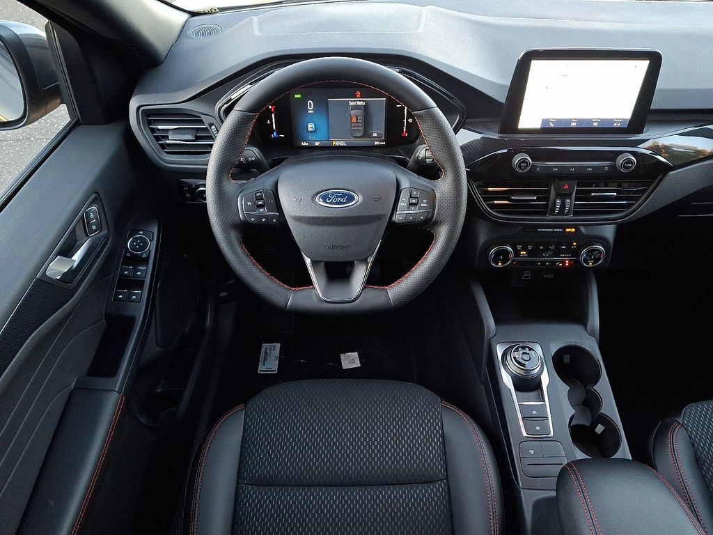 2026 Ford Escape ST-Line Select photo 4