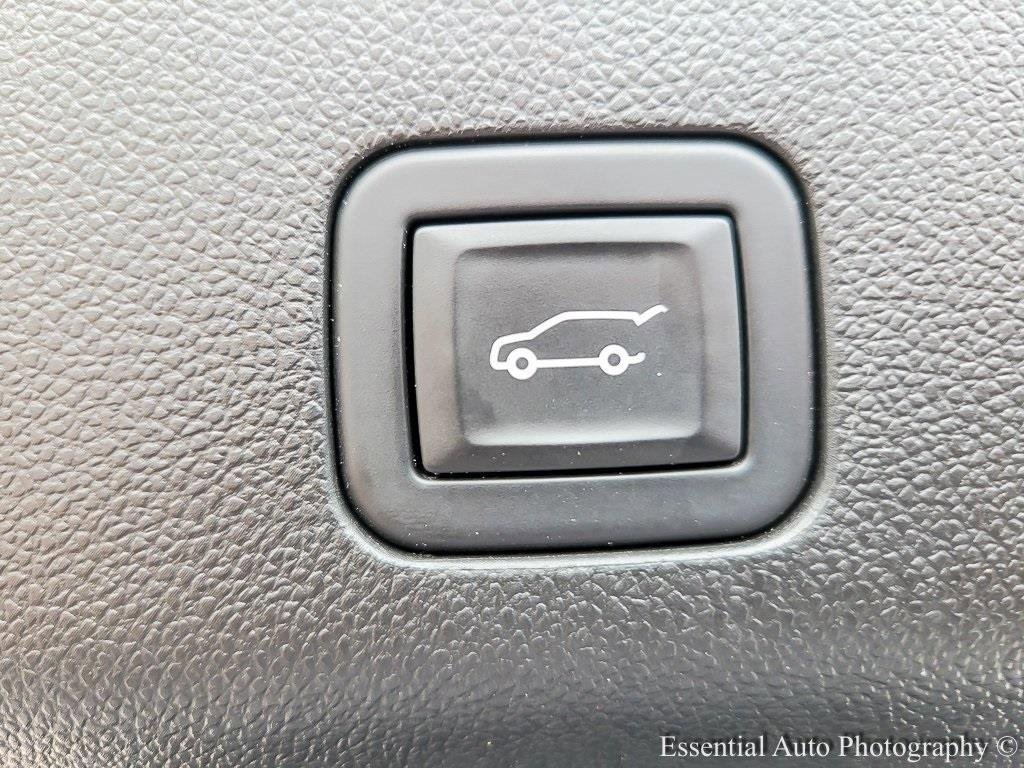 2024 GMC YUKON - Image 22