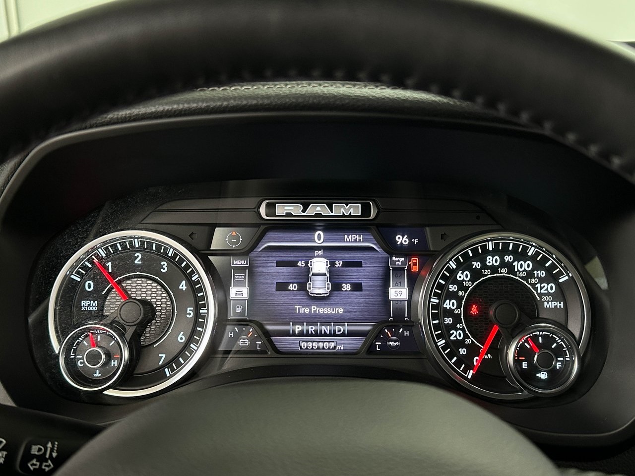 2022 Ram 1500 Laramie photo 9