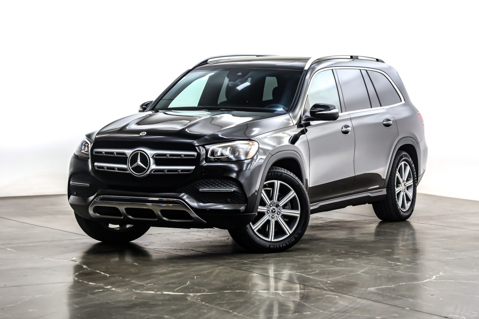 2021 Mercedes-Benz GLS GLS450's photo