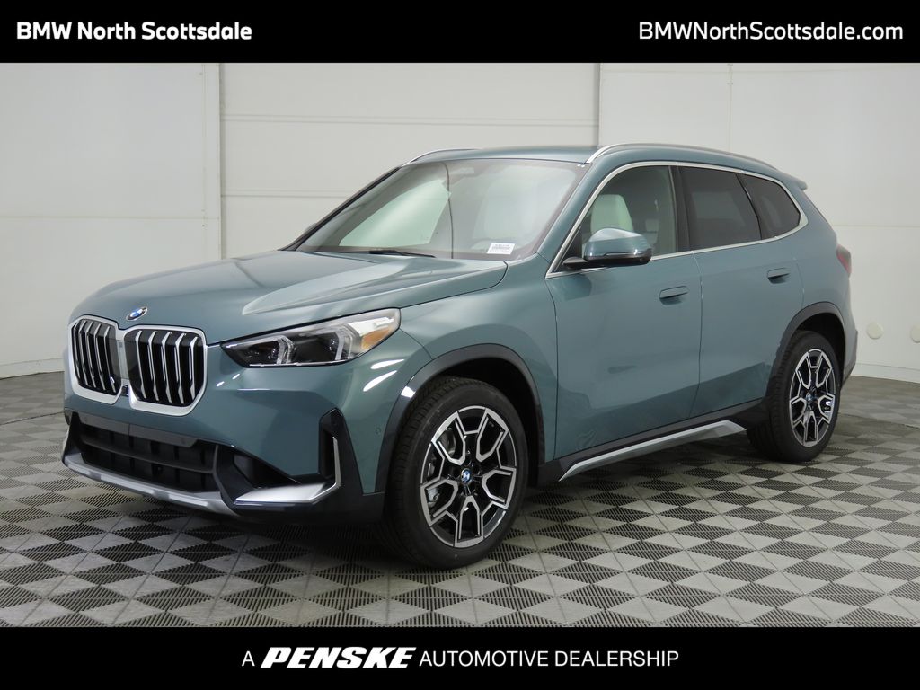 2026 BMW X1 28i's photo