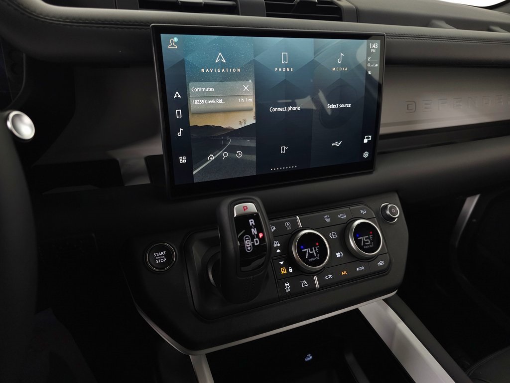 2025 LAND ROVER DEFENDER - Image 23