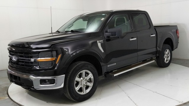 Used 2024 BLACK Ford XLT image 1