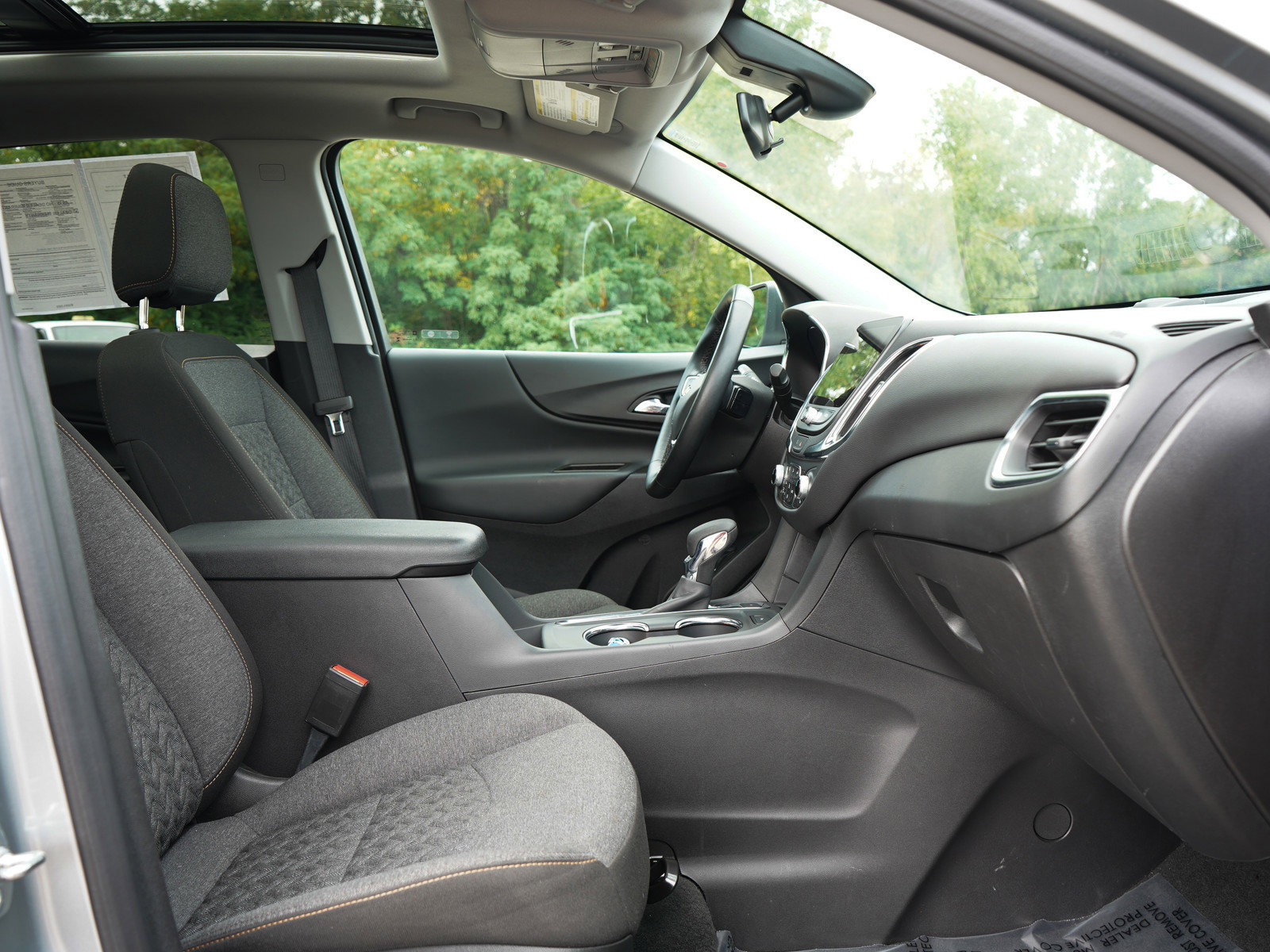 2024 Chevrolet Equinox LT photo 11