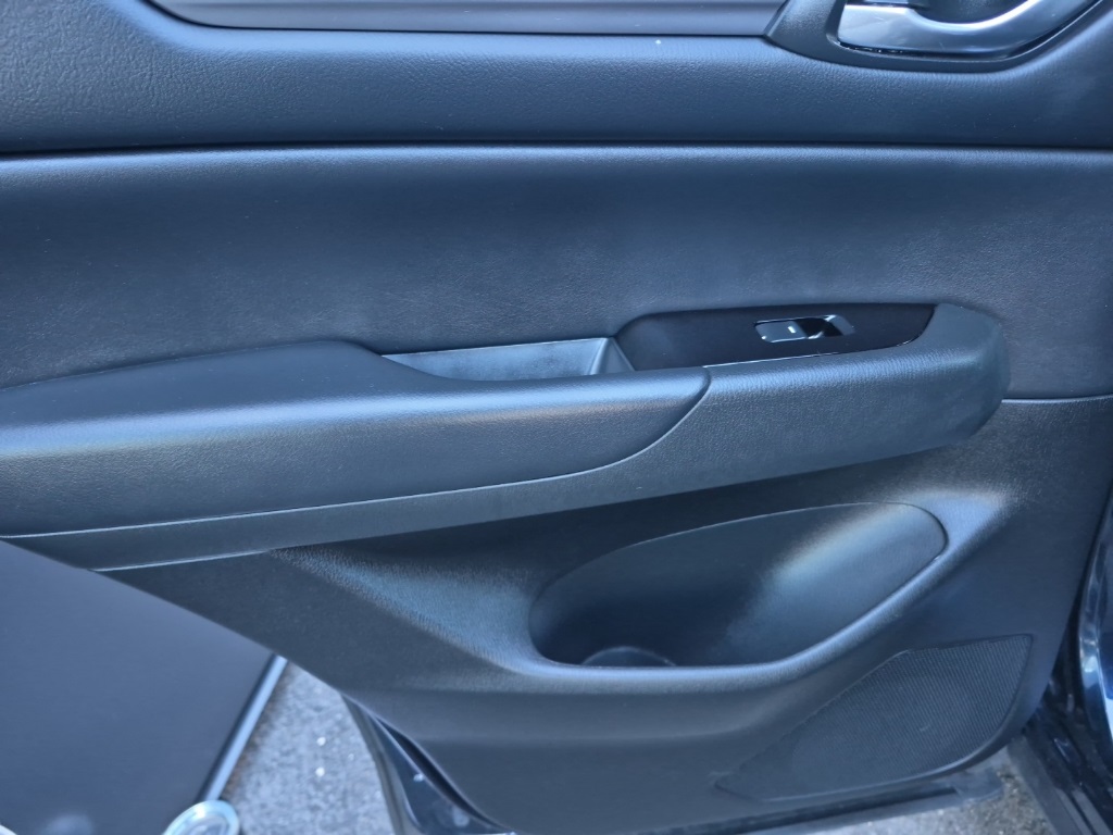 2019 Mazda CX-5 Touring photo 11