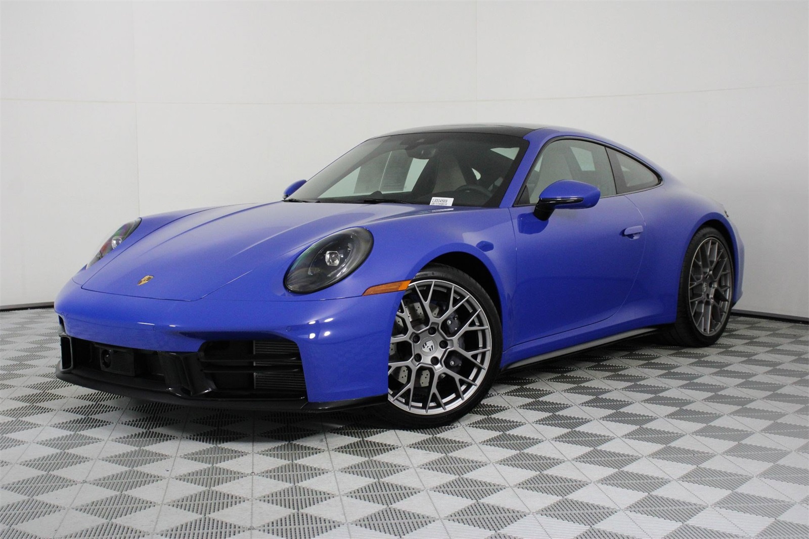 2025 Porsche 911 T's photo