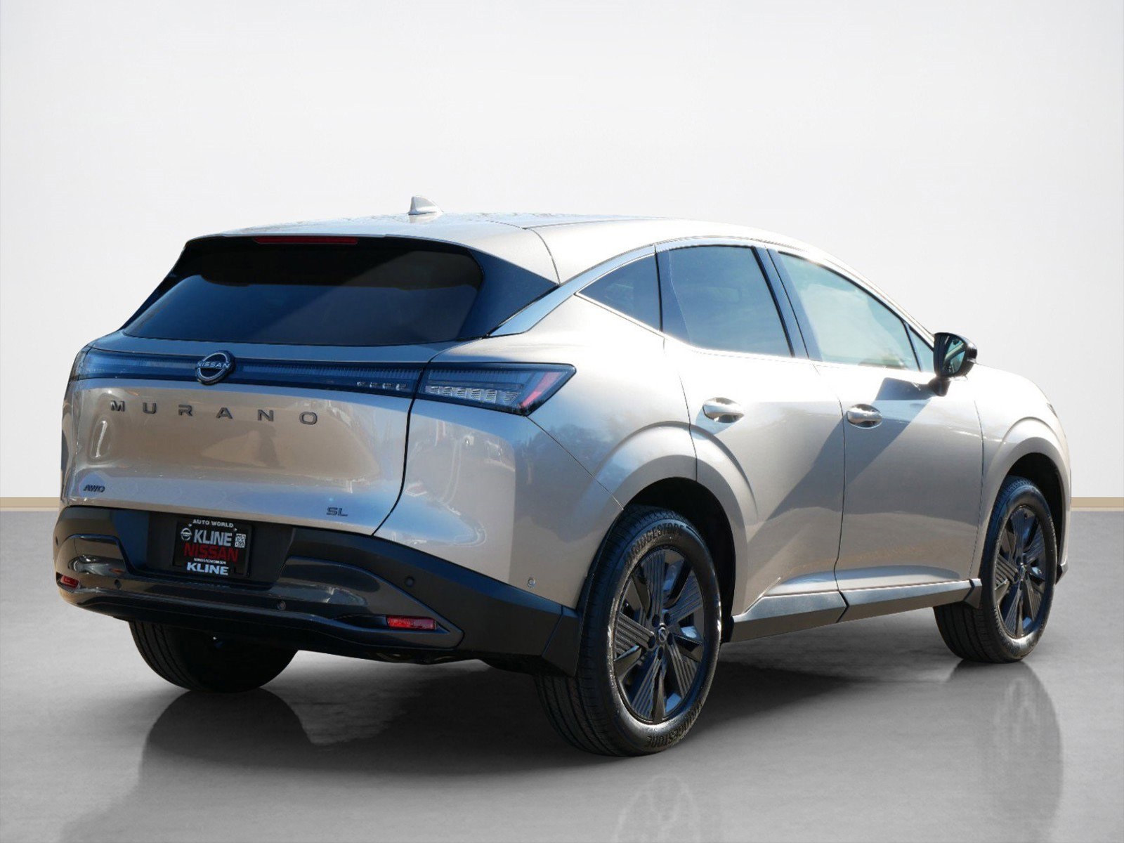 2025 Nissan Murano SL photo 2