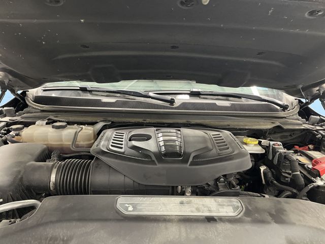 Certified Used 2024 Baltic Gray Metallic Clearcoat Jeep Series II image 44