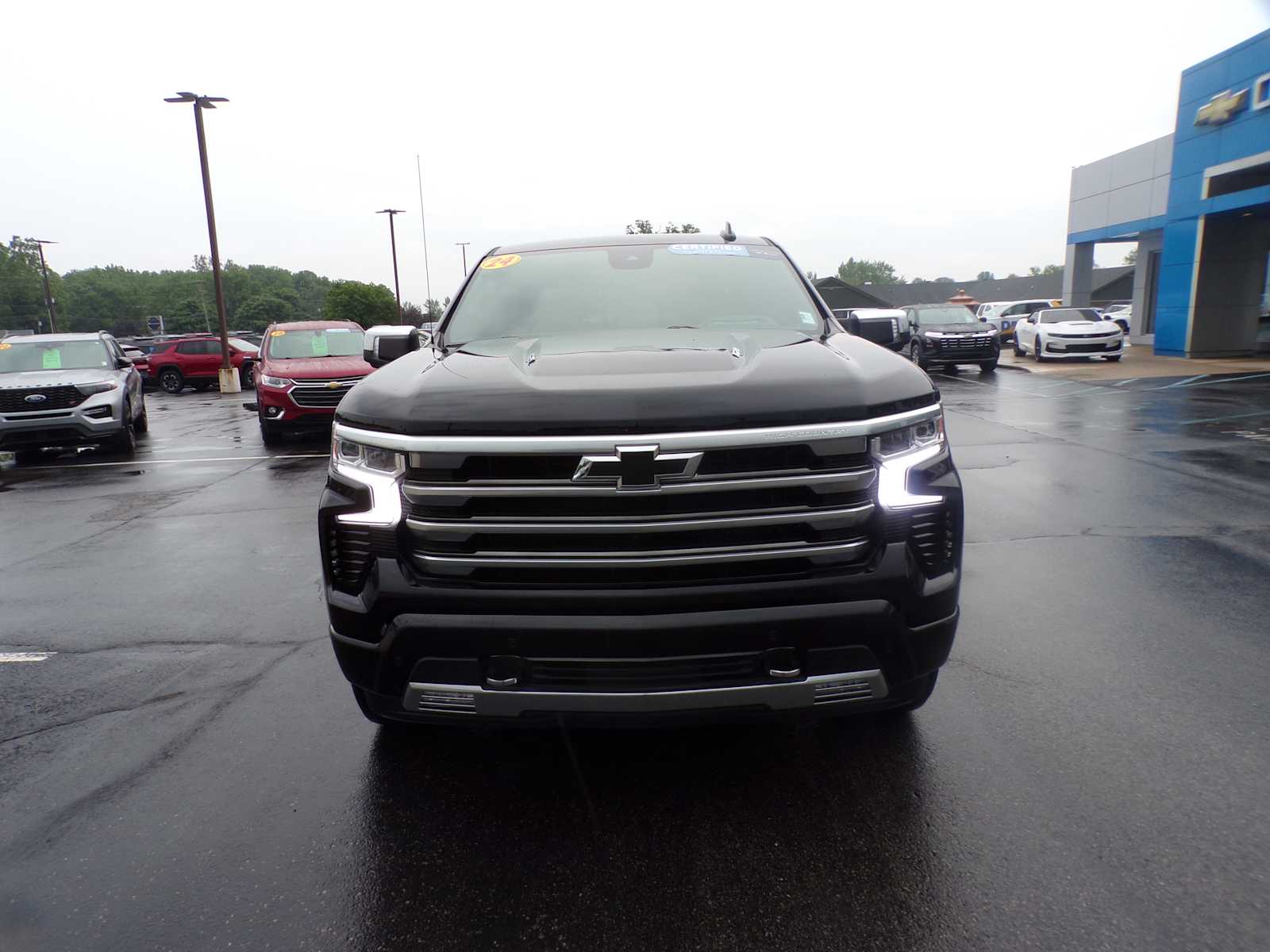 2024 Chevrolet Silverado 1500 High Country photo 8