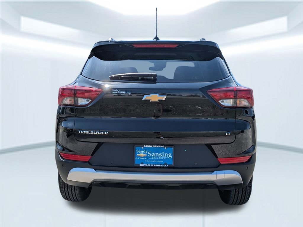 2026 Chevrolet Trailblazer LT photo 4