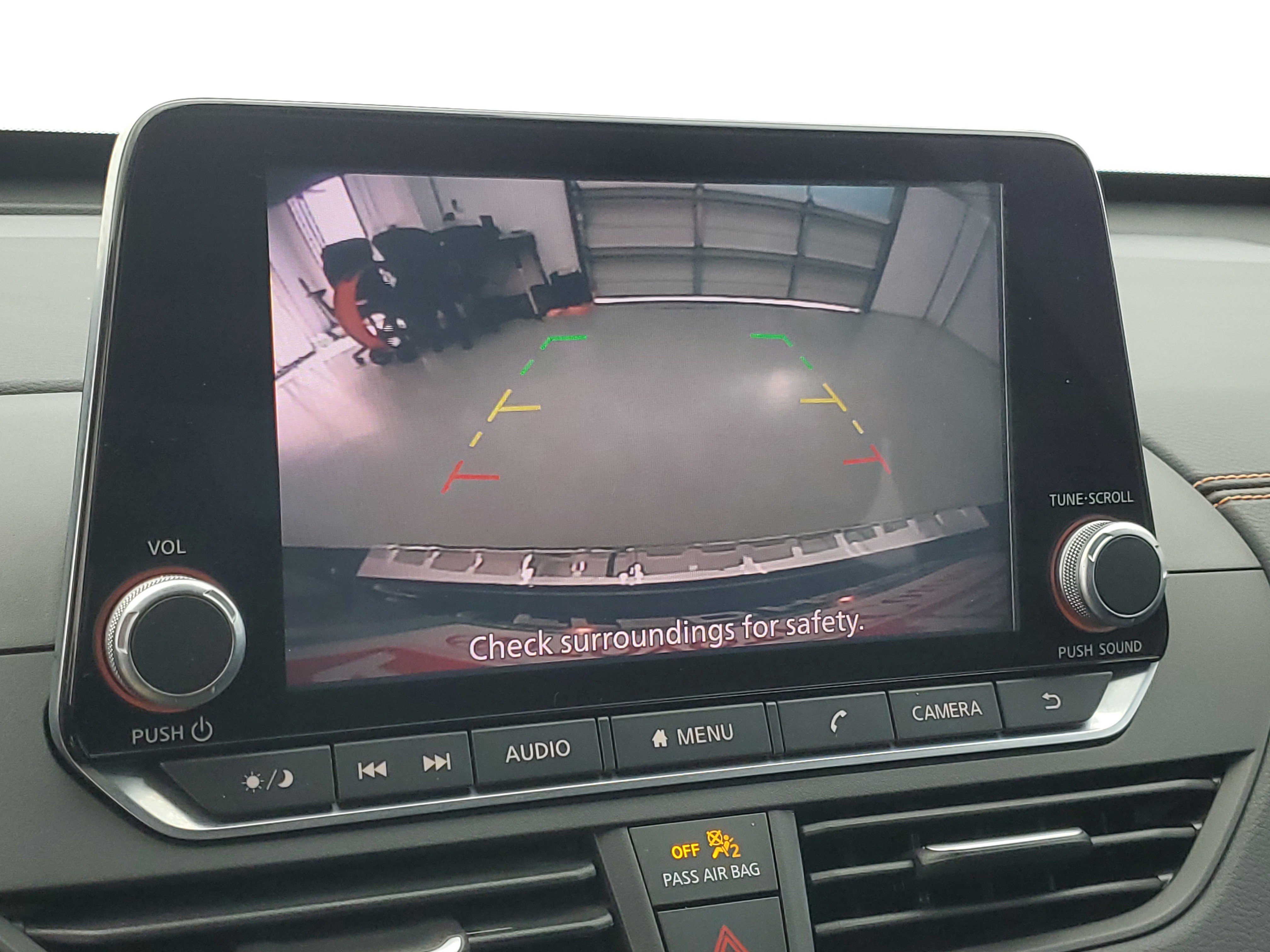 2020 Nissan Altima 2.5 SR photo 3