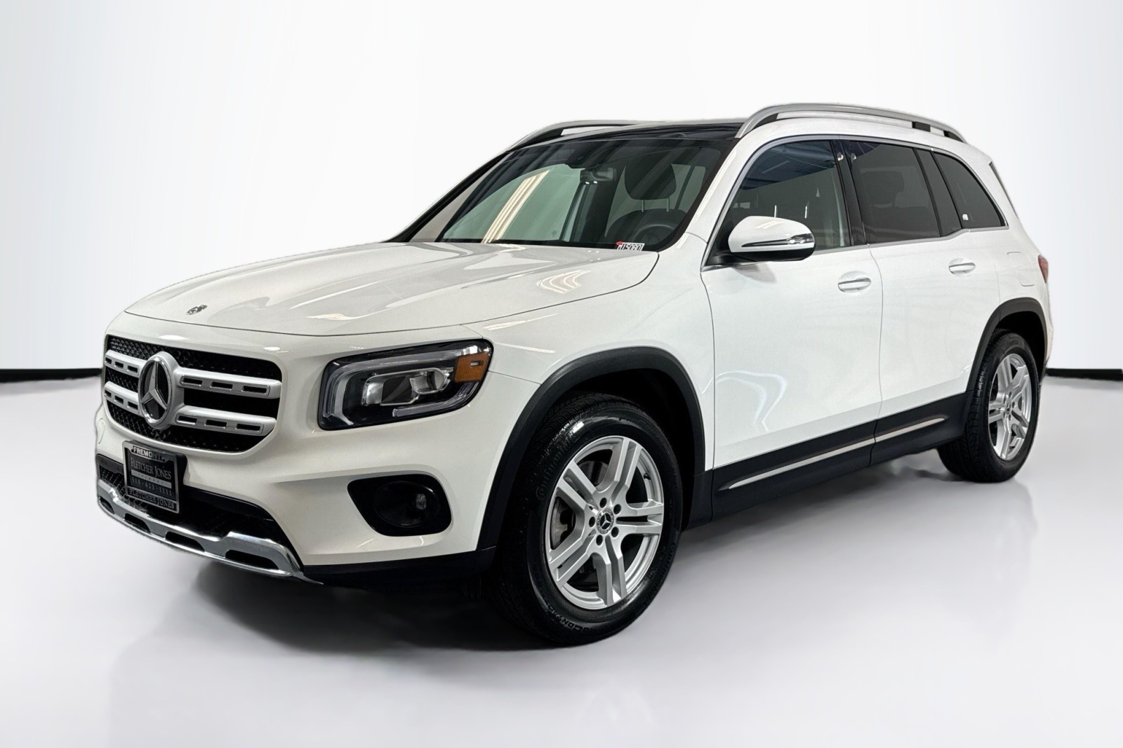 2022 Mercedes-Benz GLB Base's photo