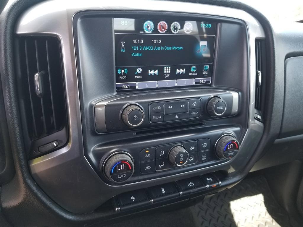 2017 Chevrolet Silverado 1500 LT photo 27